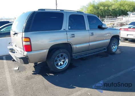 2003 Chevrolet Tahoe Lt from USA, damaged, VIN 1GNEC13Z83R135473